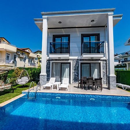 Salkim- 4 Bedroom Holiday Villa In Oludeniz Фетхіє Екстер'єр фото