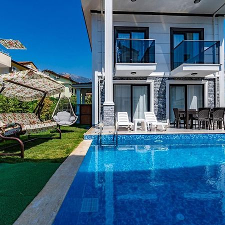 Salkim- 4 Bedroom Holiday Villa In Oludeniz Фетхіє Екстер'єр фото