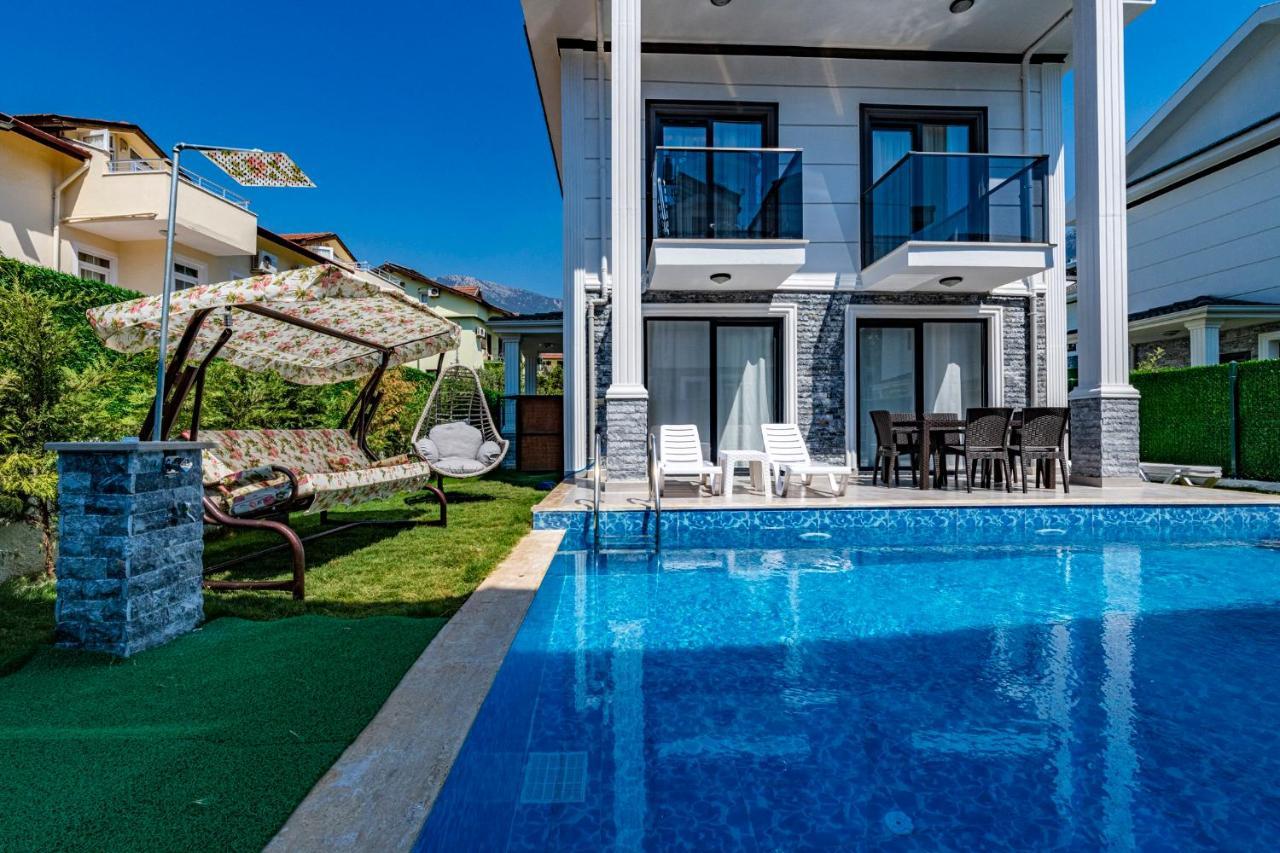 Salkim- 4 Bedroom Holiday Villa In Oludeniz Фетхіє Екстер'єр фото