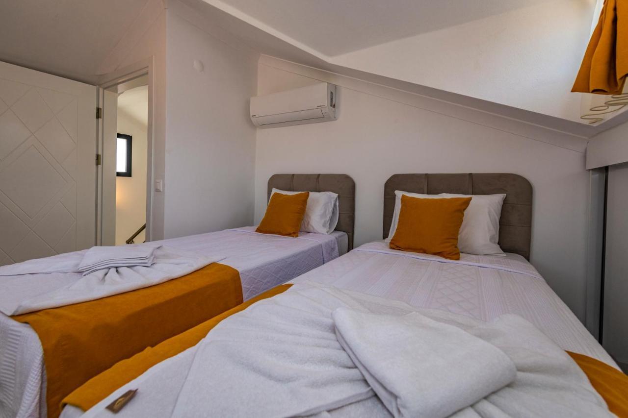 Salkim- 4 Bedroom Holiday Villa In Oludeniz Фетхіє Екстер'єр фото