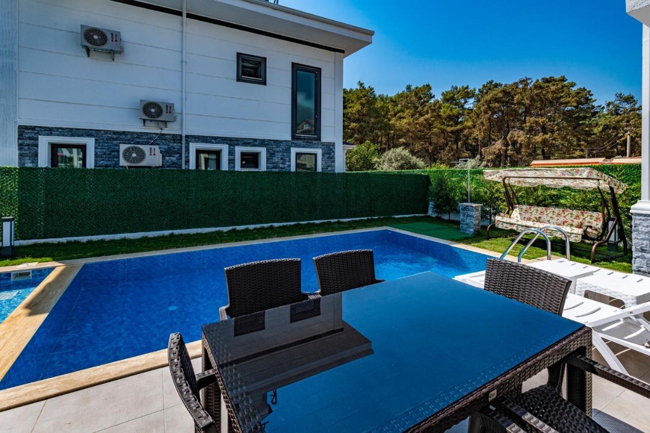 Salkim- 4 Bedroom Holiday Villa In Oludeniz Фетхіє Екстер'єр фото