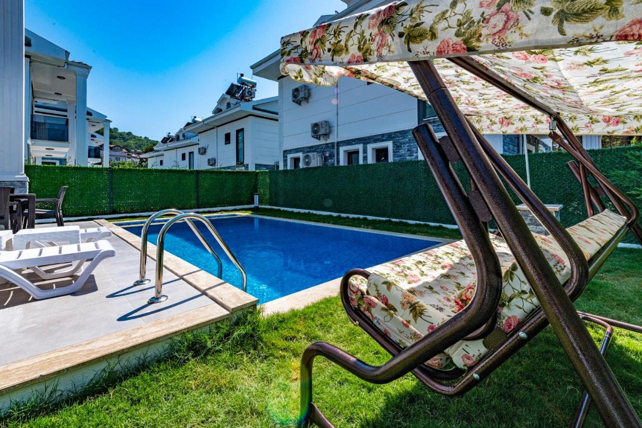 Salkim- 4 Bedroom Holiday Villa In Oludeniz Фетхіє Екстер'єр фото