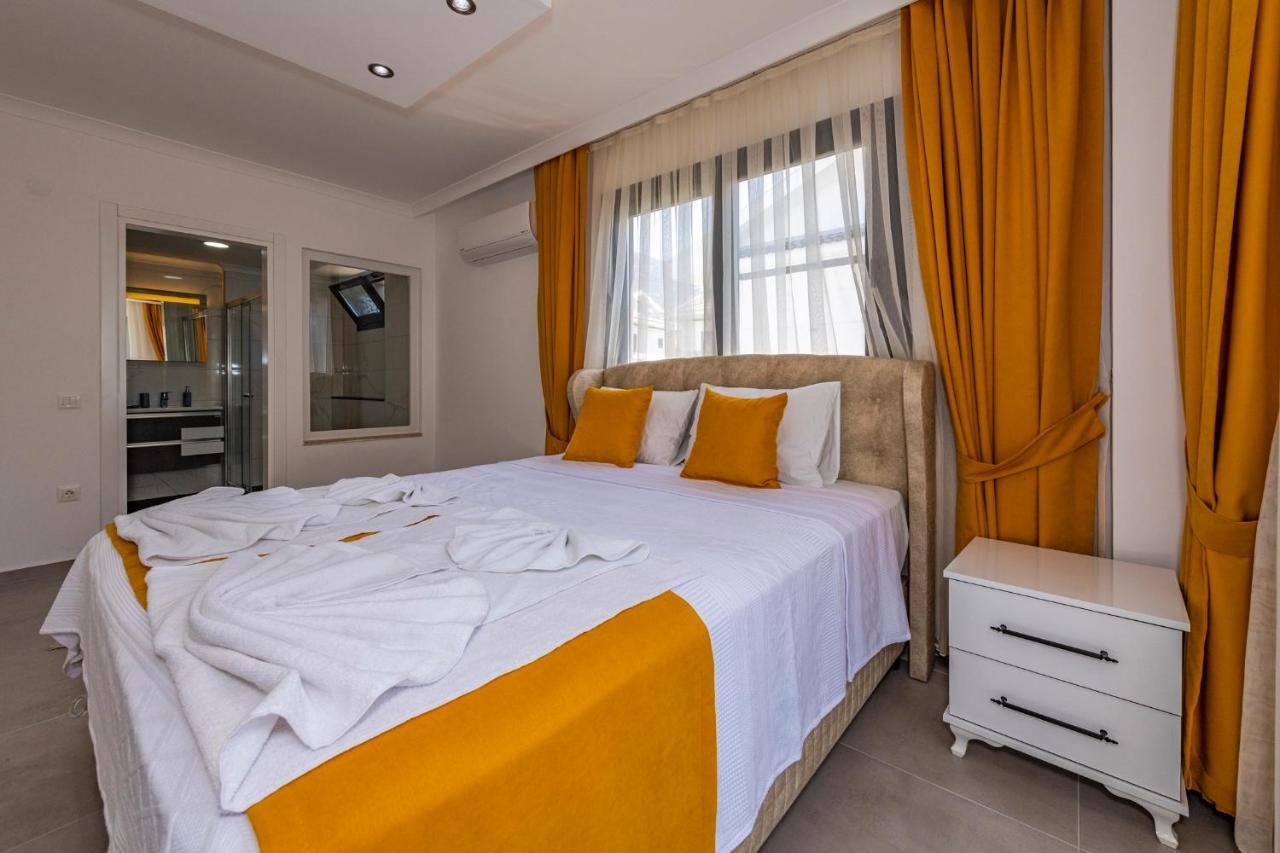 Salkim- 4 Bedroom Holiday Villa In Oludeniz Фетхіє Екстер'єр фото