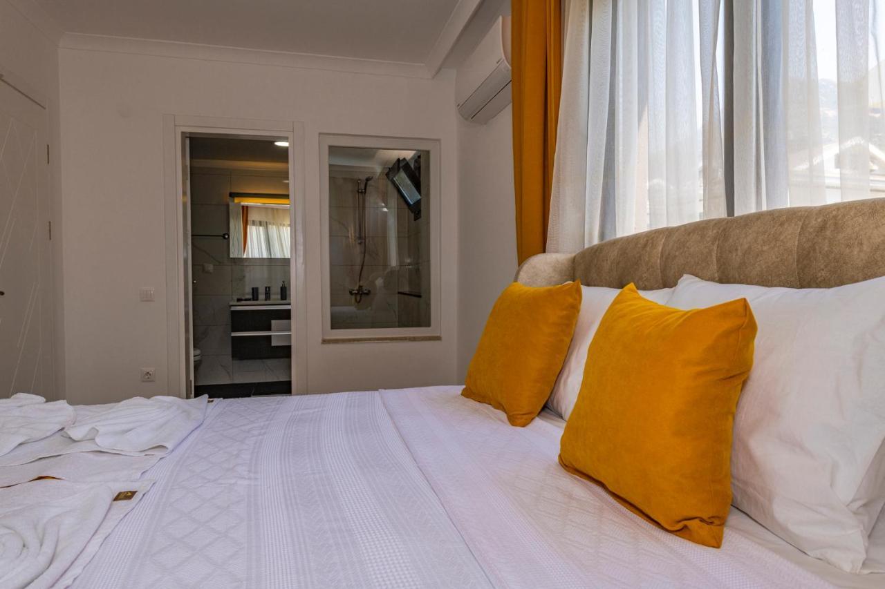 Salkim- 4 Bedroom Holiday Villa In Oludeniz Фетхіє Екстер'єр фото