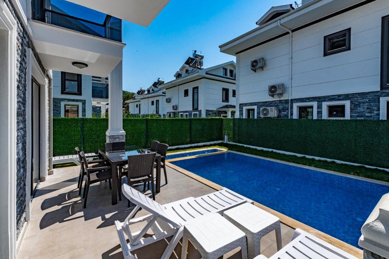 Salkim- 4 Bedroom Holiday Villa In Oludeniz Фетхіє Екстер'єр фото